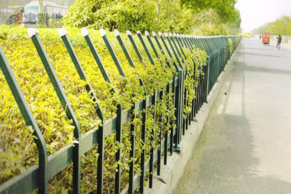 关于小区防护栅栏表面处理工艺，你了解多少?